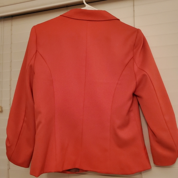 Forever 21 Salmon Blazer - Picture 6 of 6